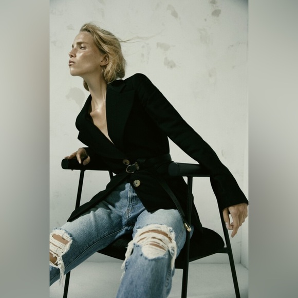 Khaite Kyle Straight Leg Jeans in Portland - Picture 5 of 9